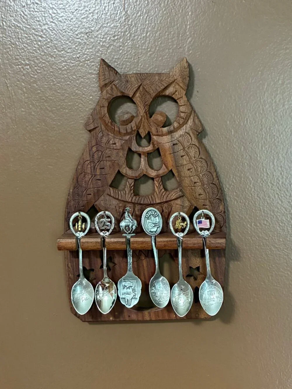 Owl Spoon Display Rack